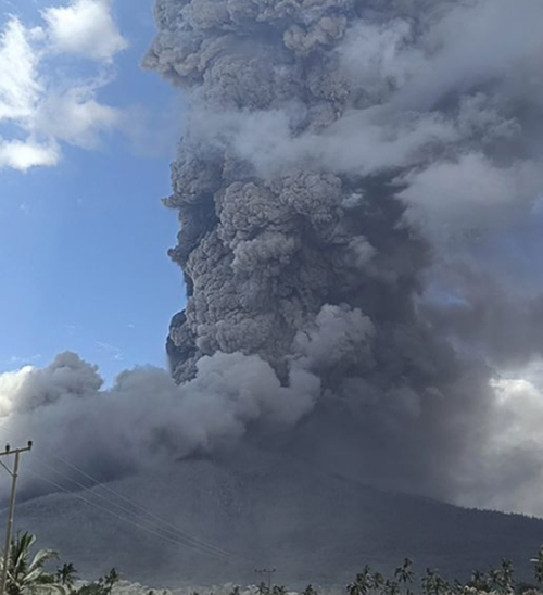 突发! 澳洲航班大规模取消, 禁飞这地方! 官方警告: 曾致多人死亡, 大批人滞留